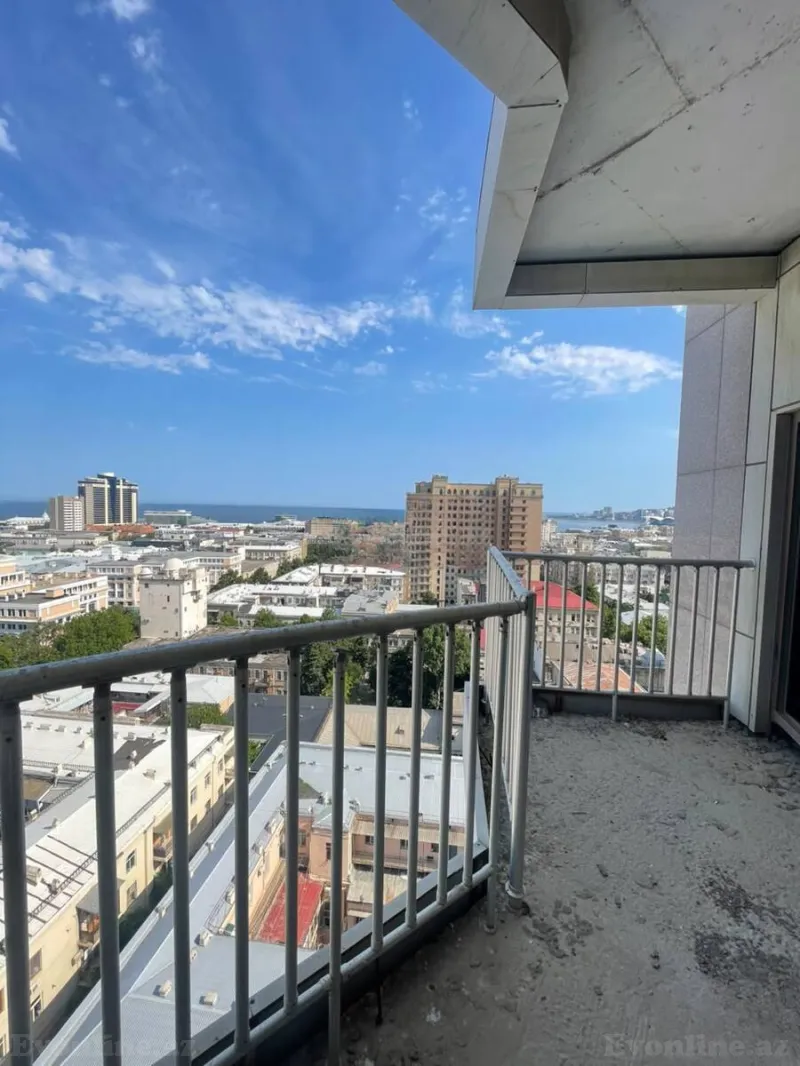 Satılır 4 otaqlı Mənzil Yeni tikili 230 m² Sahil m. - şəkil 8