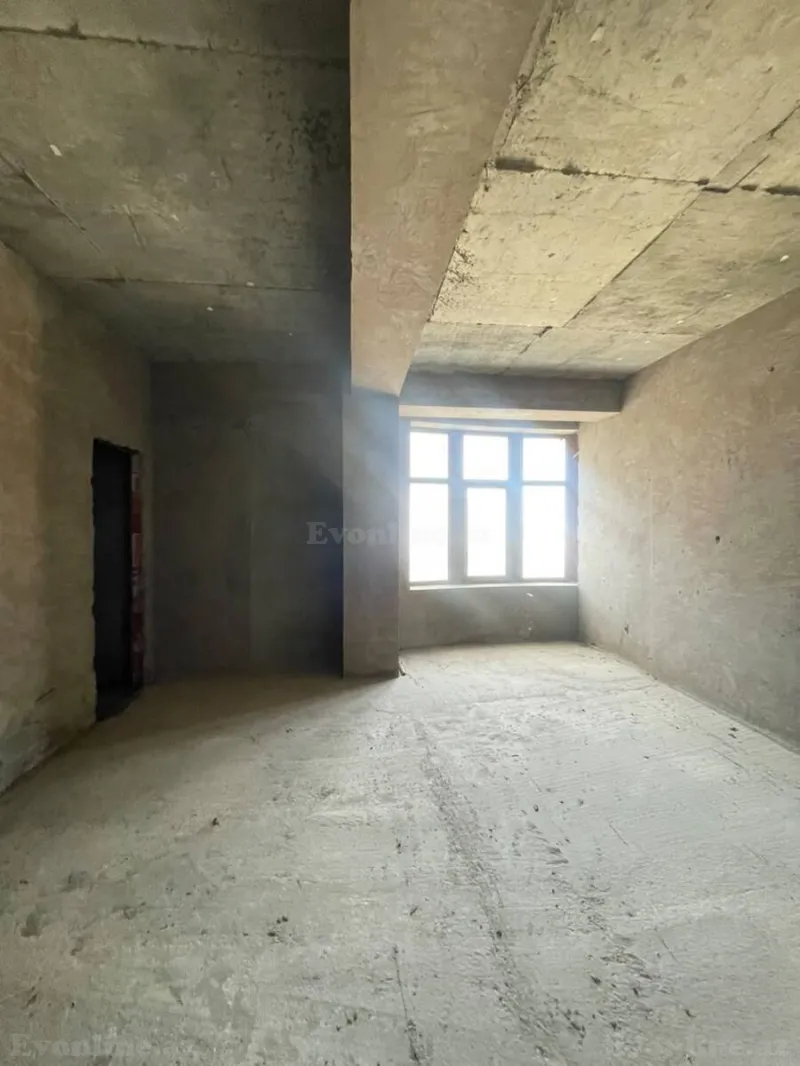 Satılır 4 otaqlı Mənzil Yeni tikili 230 m² Sahil m. - şəkil 17