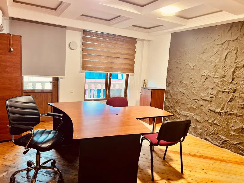 Kirayə verilir Ofis 90 m² Nəriman Nərimanov m.