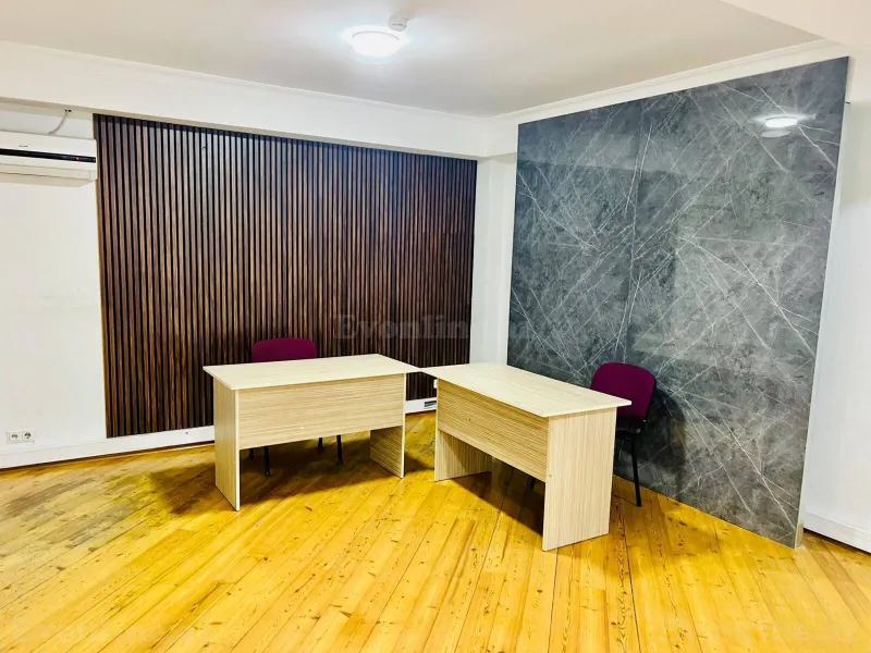 Kirayə verilir Ofis 90 m² Nəriman Nərimanov m. - şəkil 2