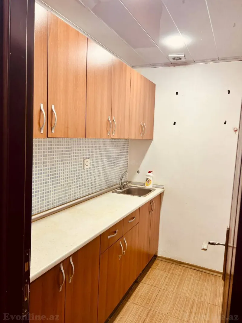Kirayə verilir Ofis 90 m² Nəriman Nərimanov m. - şəkil 6