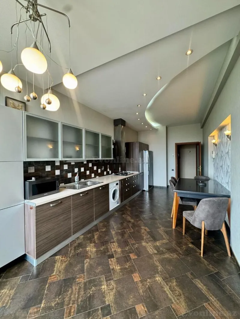 Satılır 4 otaqlı Mənzil Yeni tikili 185 m² Xətai r. - şəkil 11