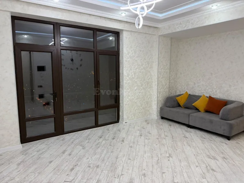 Kirayə verilir 2 otaqlı Mənzil Yeni tikili 65 m² İnşaatçılar m. - şəkil 4
