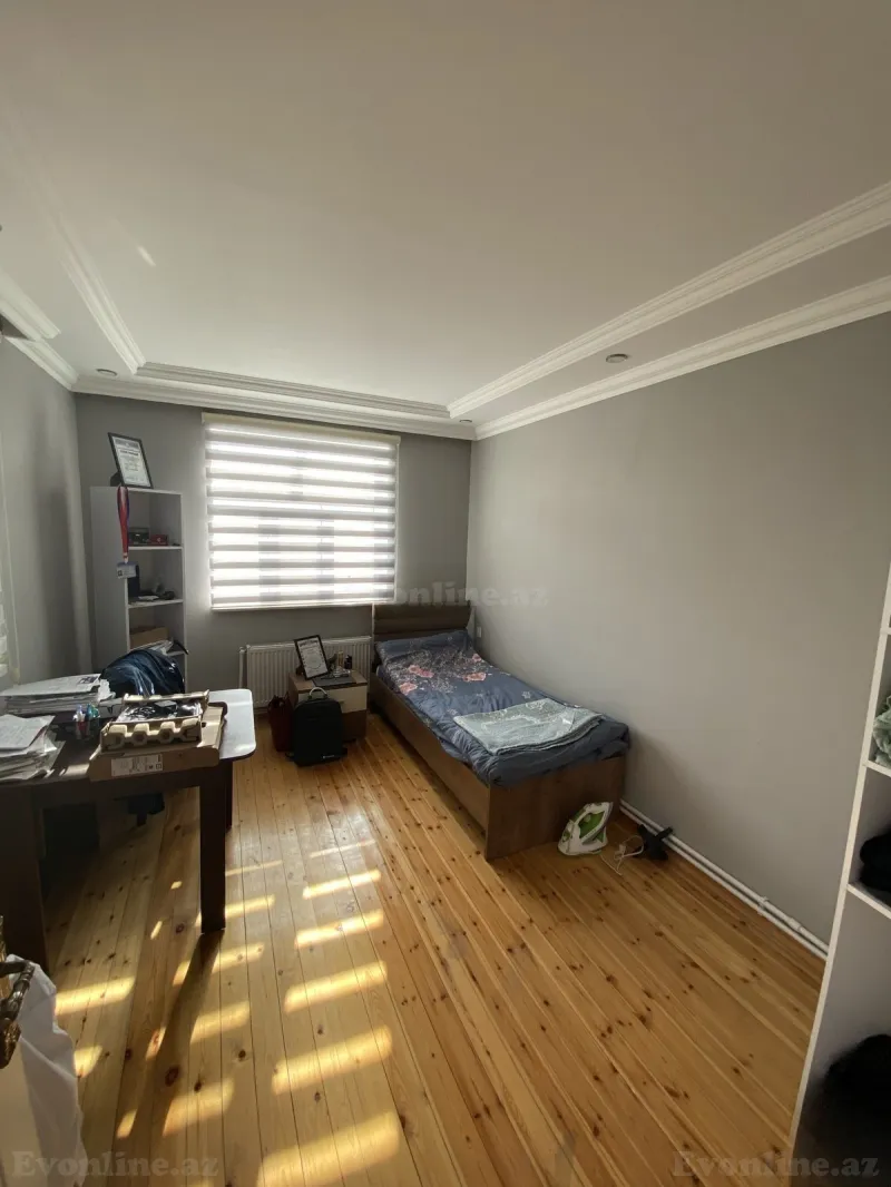 Satılır 5 otaqlı Həyət evi 140 m² Saray - şəkil 15