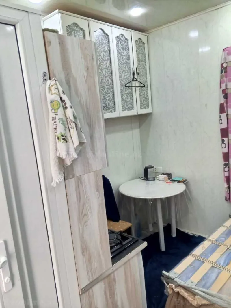 Kirayə verilir 1 otaqlı Mənzil Köhnə tikili 15 m² Nizami m. - şəkil 4
