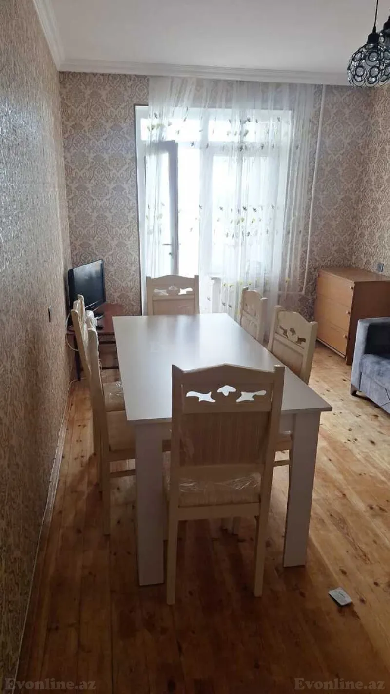 Kirayə verilir 2 otaqlı Mənzil Köhnə tikili 60 m² Həzi Aslanov m.