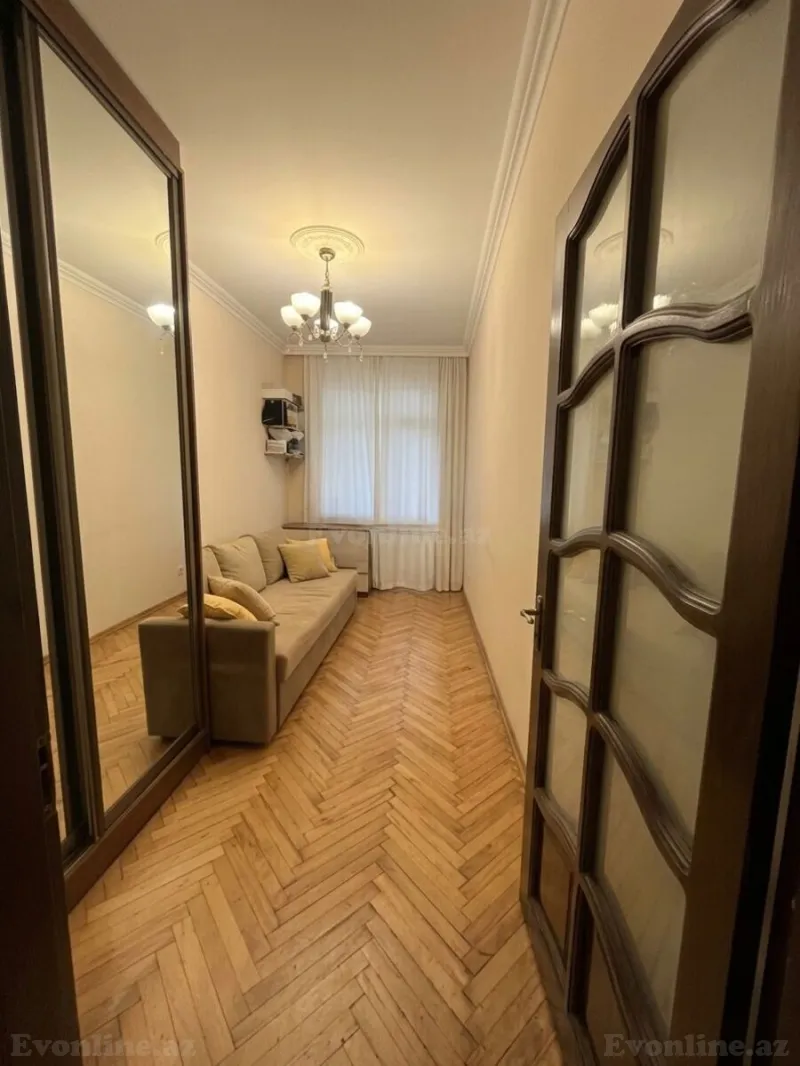 Satılır 3 otaqlı Mənzil Köhnə tikili 85 m² Nərimanov r. - şəkil 10