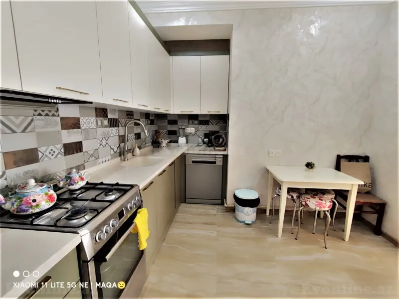 Kirayə verilir 2 otaqlı Mənzil Yeni tikili 103 m² 28 May m. - şəkil 16