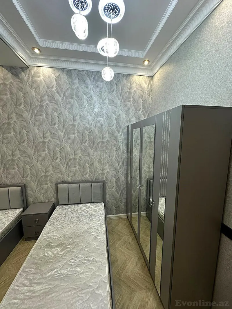 Satılır 3 otaqlı Mənzil Yeni tikili 136 m² 8 Noyabr m. - şəkil 4