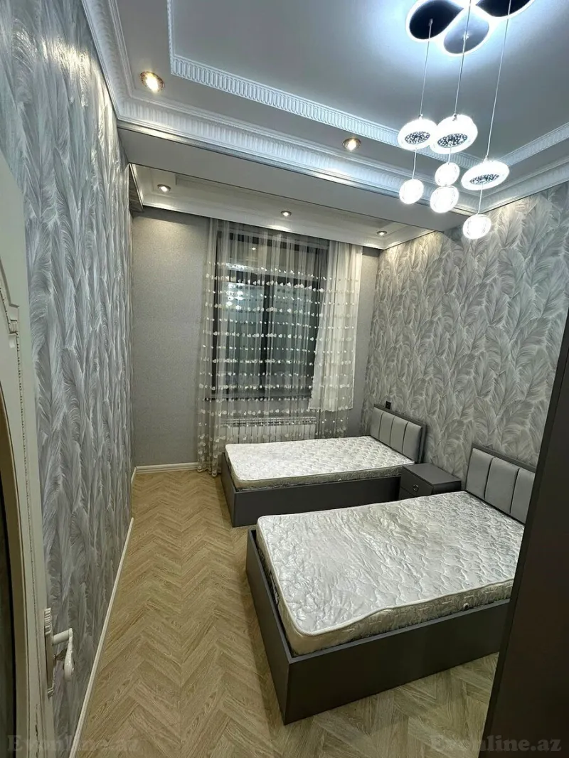 Satılır 3 otaqlı Mənzil Yeni tikili 136 m² 8 Noyabr m. - şəkil 5