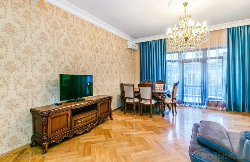 3 otaqlı Mənzil 155 m² Nəsimi r. Kirayə verilir