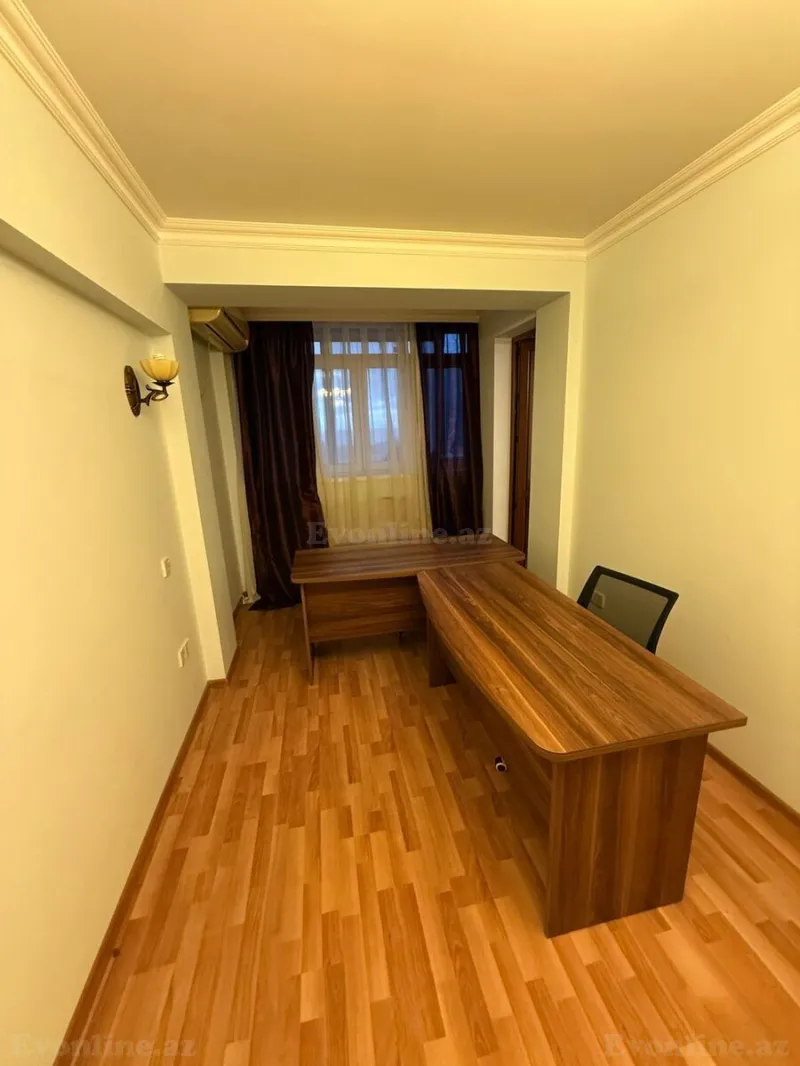 Kirayə verilir Ofis 110 m² Səbail r. - şəkil 10