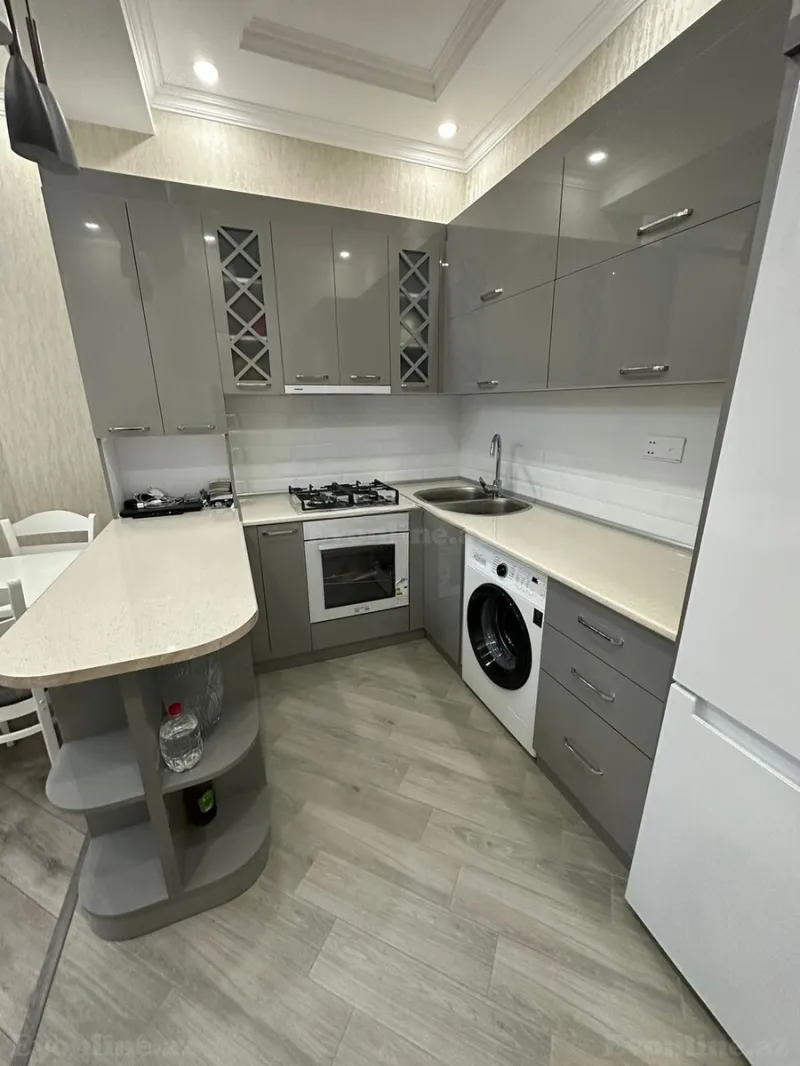 Kirayə verilir 2 otaqlı Mənzil Yeni tikili 55 m² Həzi Aslanov m. - şəkil 3