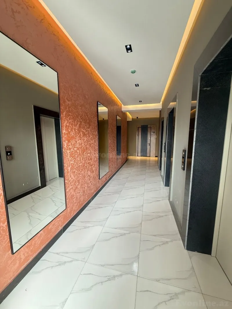 Satılır 4 otaqlı Mənzil Yeni tikili 210 m² Koroğlu m. - şəkil 10