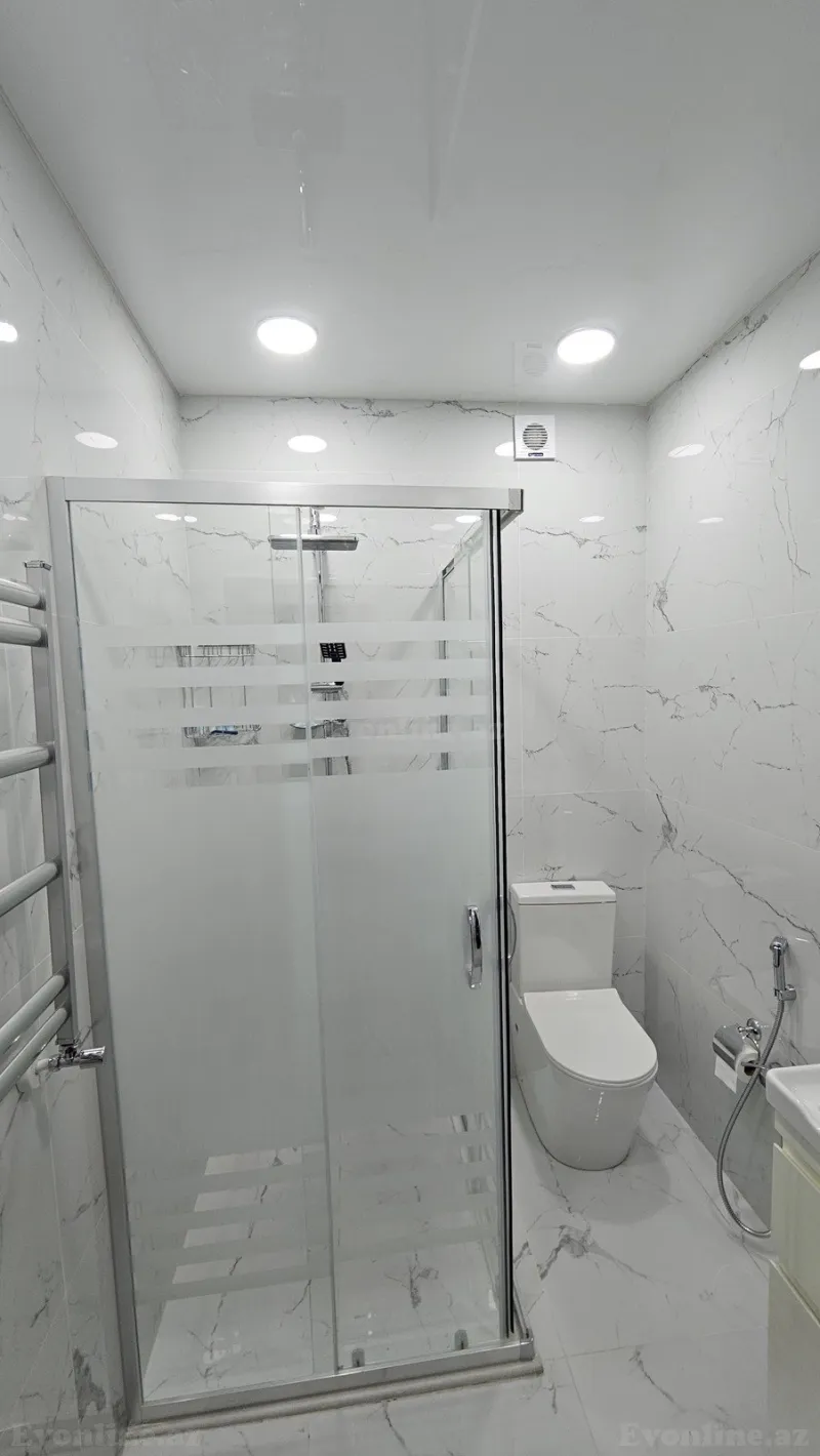 Kirayə verilir 2 otaqlı Mənzil Yeni tikili 70 m² Nəsimi r. - şəkil 16