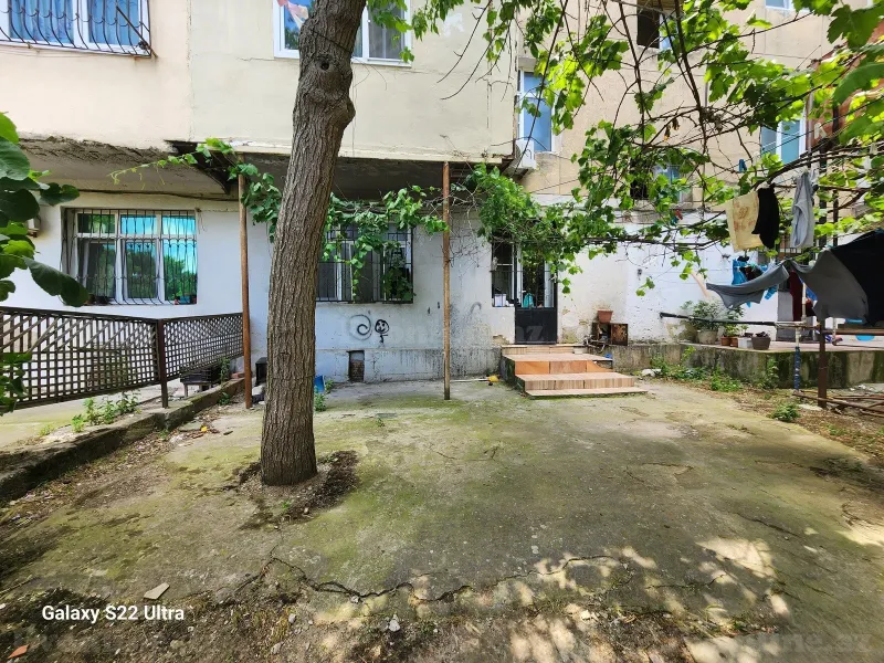 Satılır 3 otaqlı Mənzil Köhnə tikili 65 m² Qara Qarayev m. - şəkil 12