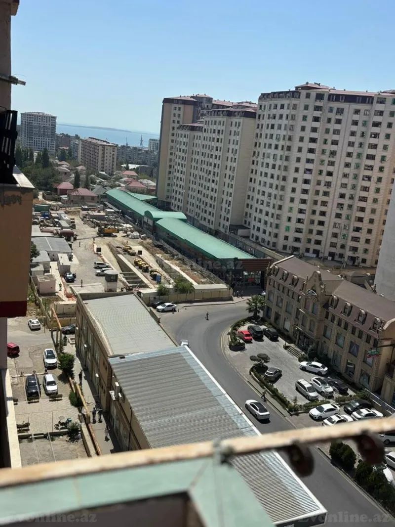 3 otaqlı Mənzil 65 m² Həzi Aslanov m. Satılır