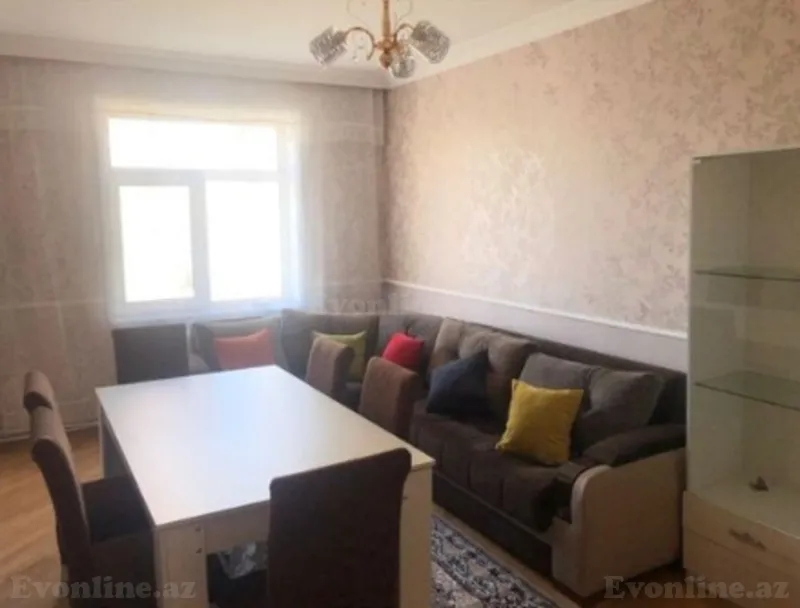 3 otaqlı Mənzil 70 m² Gənclik m. Kirayə verilir