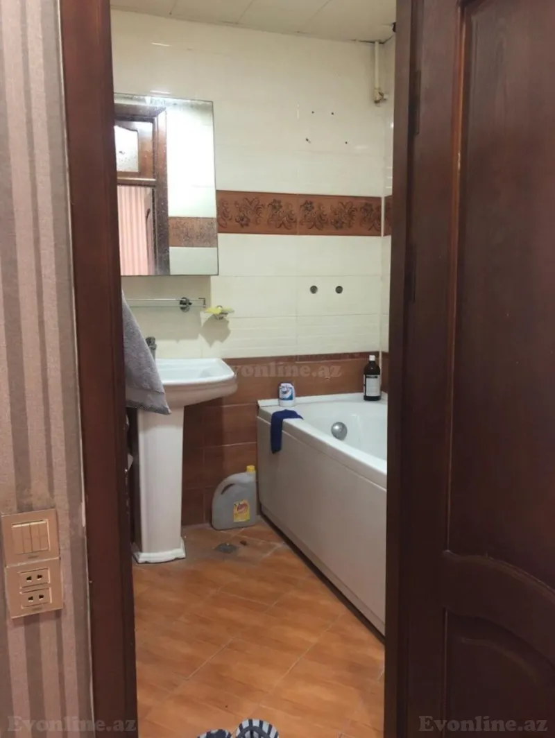Kirayə verilir 3 otaqlı Mənzil Köhnə tikili 70 m² Gənclik m. - şəkil 12