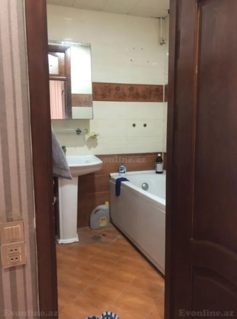 Kirayə verilir 3 otaqlı Mənzil Köhnə tikili 70 m² Gənclik m. - şəkil 13