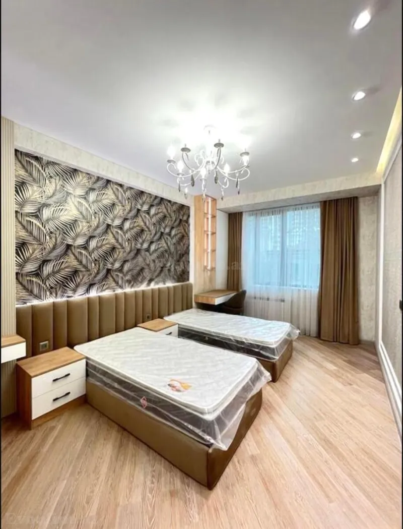 Kirayə verilir 3 otaqlı Mənzil Yeni tikili 140 m² Nəsimi r. - şəkil 9