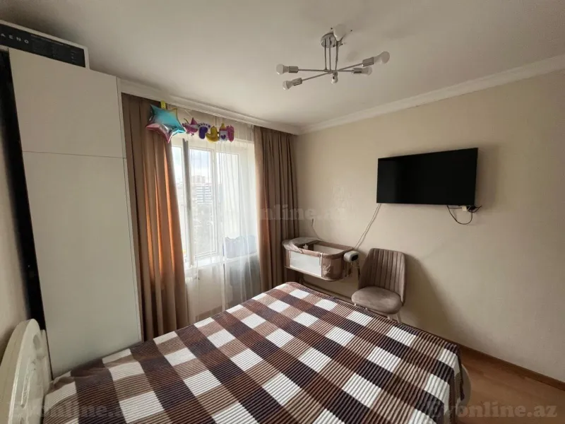 Satılır 2 otaqlı Mənzil Köhnə tikili 65 m² 8 Noyabr m. - şəkil 6