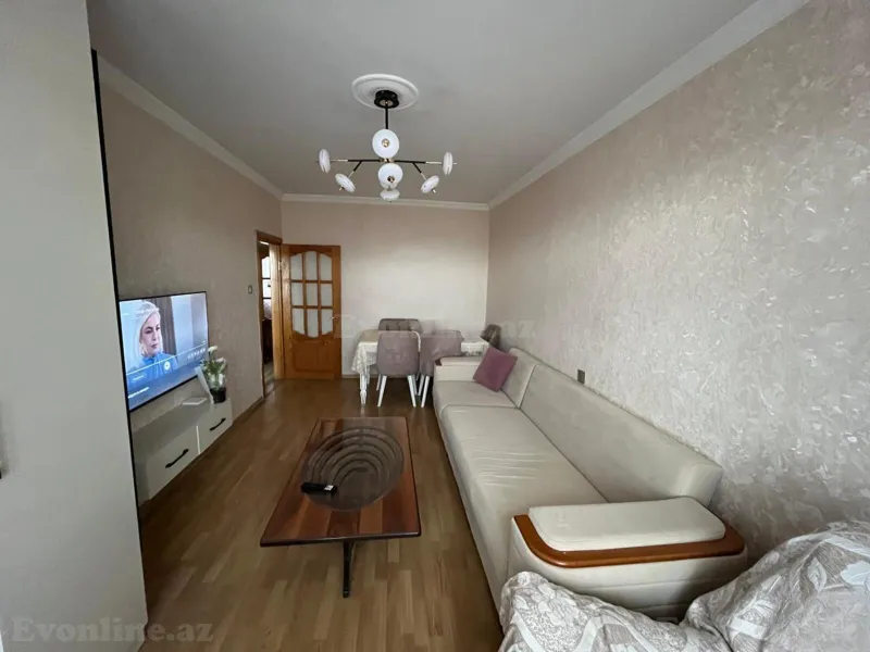 Satılır 2 otaqlı Mənzil Köhnə tikili 65 m² 8 Noyabr m. - şəkil 19