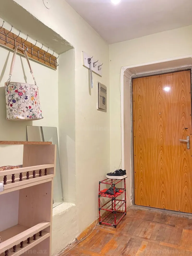 Satılır 1 otaqlı Mənzil Köhnə tikili 35 m² İnşaatçılar m. - şəkil 10