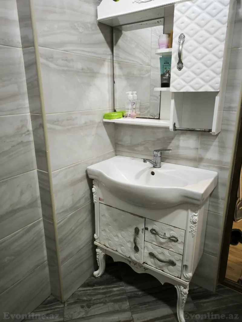 Kirayə verilir 2 otaqlı Mənzil Yeni tikili 57 m² Həzi Aslanov m. - şəkil 4