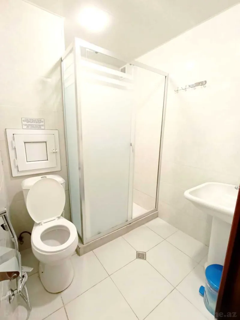 Satılır 2 otaqlı Mənzil Köhnə tikili 50 m² Gənclik m. - şəkil 5