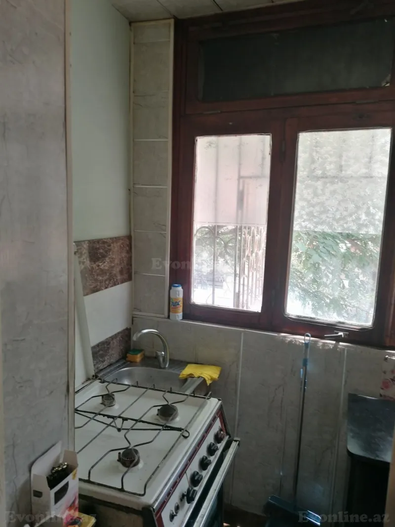 Kirayə verilir 2 otaqlı Mənzil Köhnə tikili 35 m² İnşaatçılar m. - şəkil 18