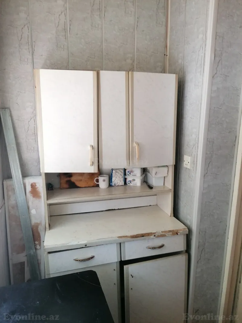 Kirayə verilir 2 otaqlı Mənzil Köhnə tikili 35 m² İnşaatçılar m. - şəkil 19