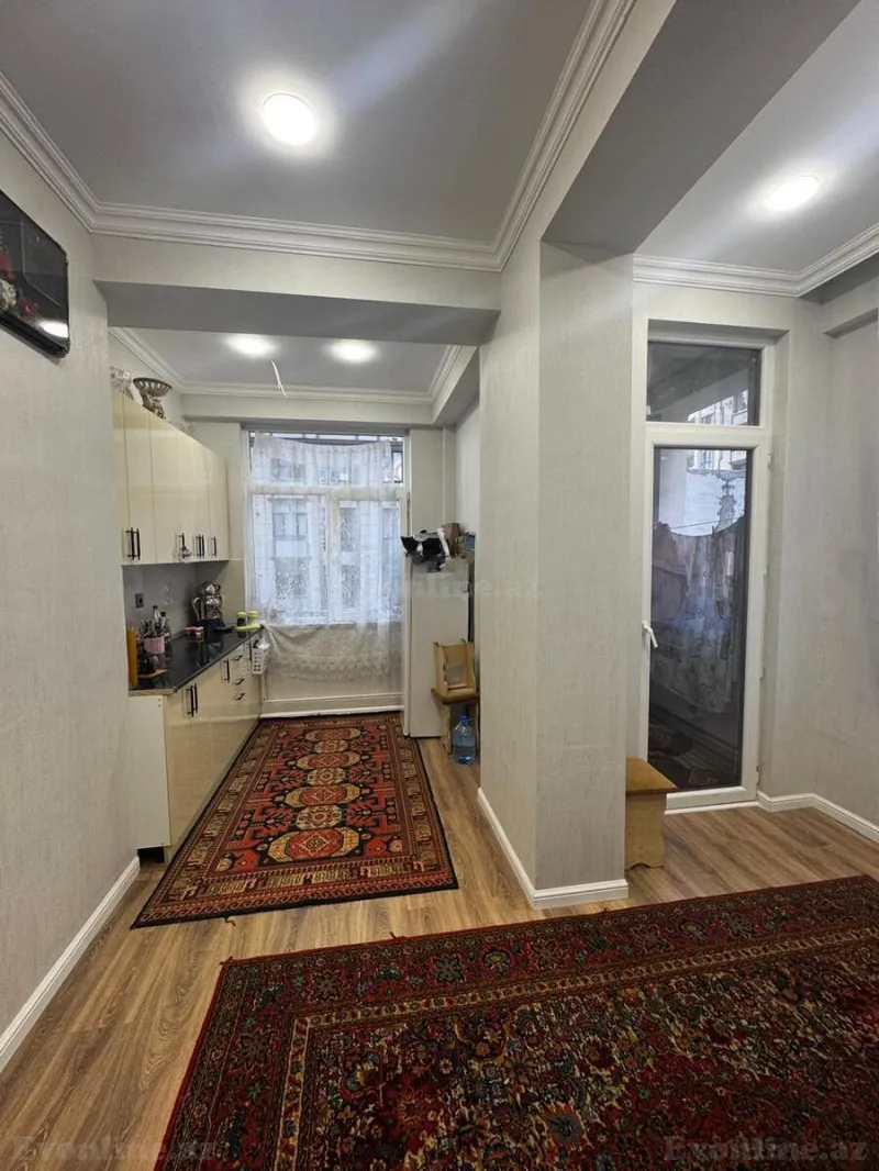 3 otaqlı Mənzil 115 m² 28 May m. Satılır