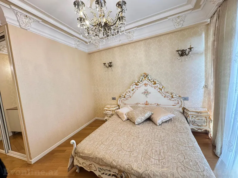 Satılır 4 otaqlı Mənzil Yeni tikili 217 m² 28 May m. - şəkil 6