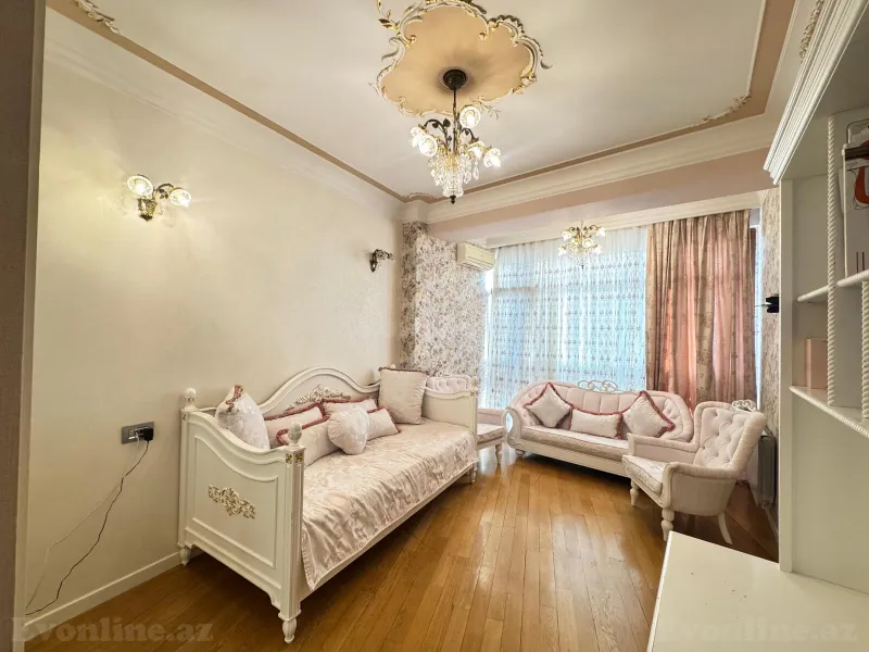 Satılır 4 otaqlı Mənzil Yeni tikili 217 m² 28 May m. - şəkil 12