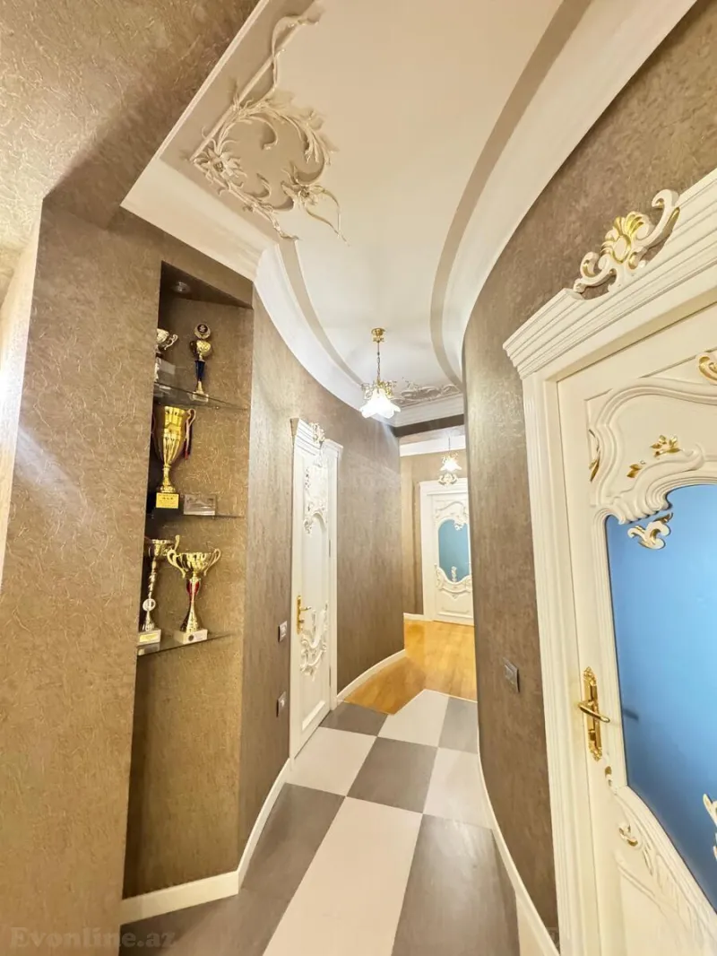 Satılır 4 otaqlı Mənzil Yeni tikili 217 m² 28 May m. - şəkil 13