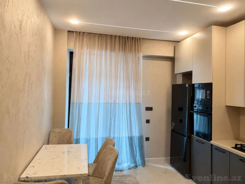 Kirayə verilir 2 otaqlı Mənzil Yeni tikili 106 m² 8 Noyabr m. - şəkil 2
