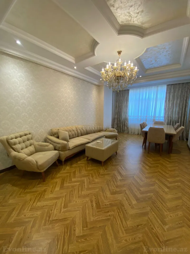 2 otaqlı Mənzil 116 m² Bakıxanov Kirayə verilir