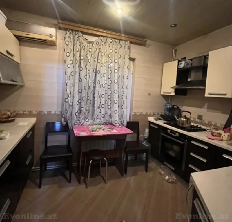 Kirayə verilir 4 otaqlı Mənzil Köhnə tikili 100 m² Nəriman Nərimanov m. - şəkil 3