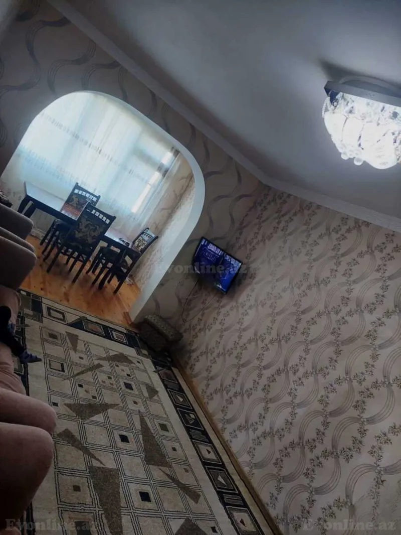 Satılır 2 otaqlı Mənzil Köhnə tikili 47 m² Həzi Aslanov m. - şəkil 3