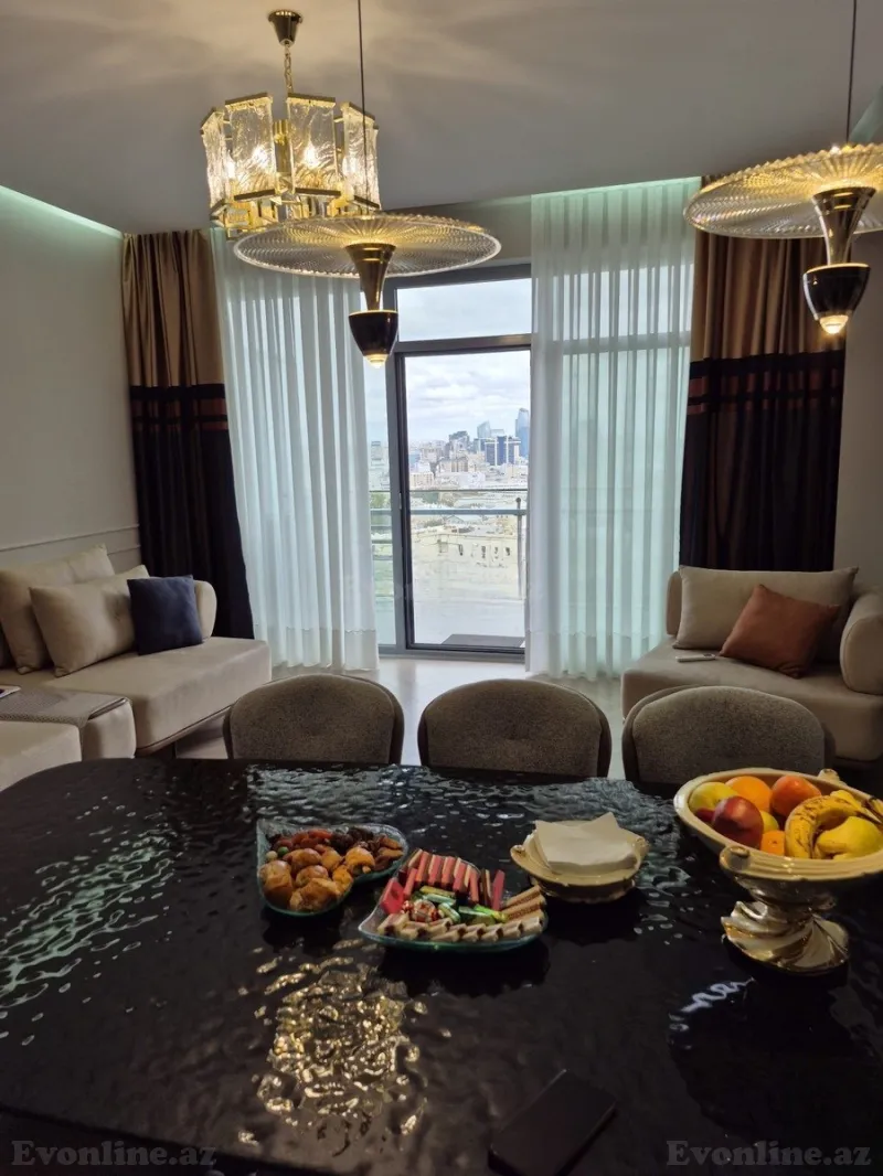 Kirayə verilir 2 otaqlı Mənzil Yeni tikili 120 m² Səbail r. - şəkil 3