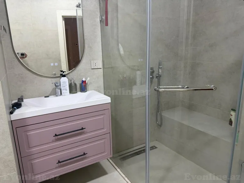 Kirayə verilir 2 otaqlı Mənzil Yeni tikili 120 m² Səbail r. - şəkil 4