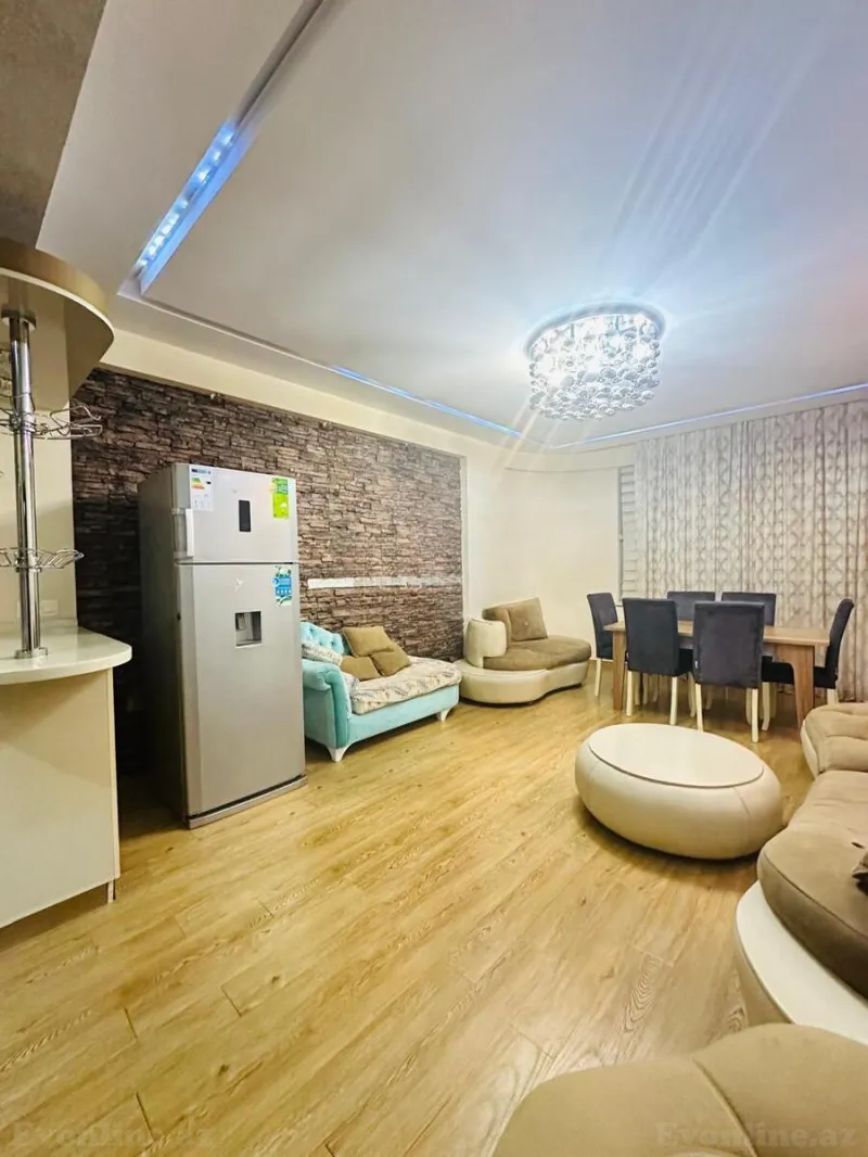 3 otaqlı Mənzil 100 m² İnşaatçılar m. Kirayə verilir