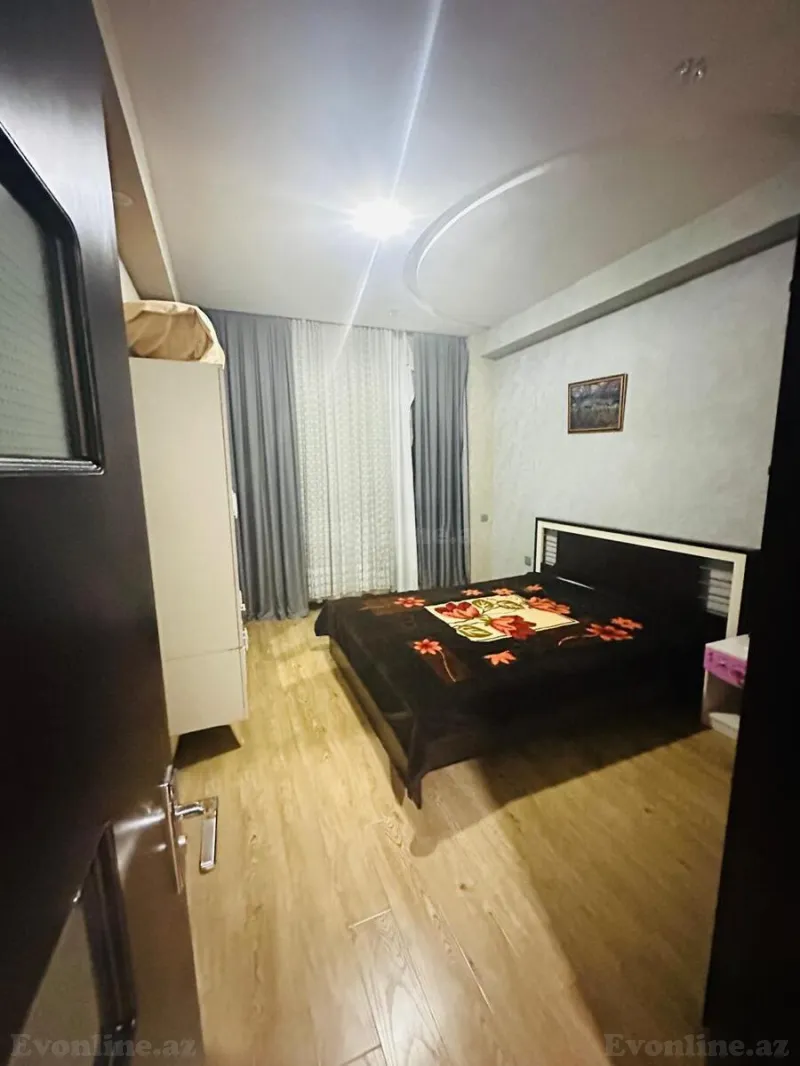 Kirayə verilir 3 otaqlı Mənzil Yeni tikili 100 m² İnşaatçılar m. - şəkil 4
