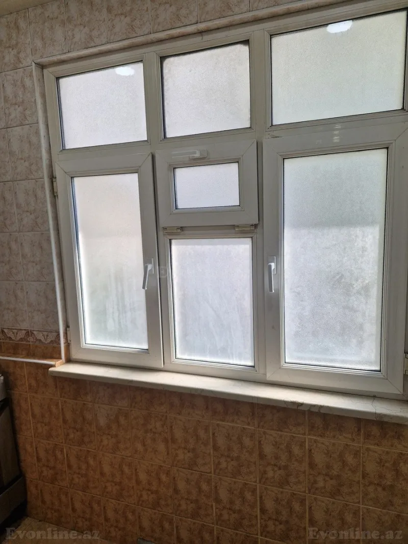 Kirayə verilir 3 otaqlı Mənzil Köhnə tikili 60 m² Qara Qarayev m. - şəkil 3