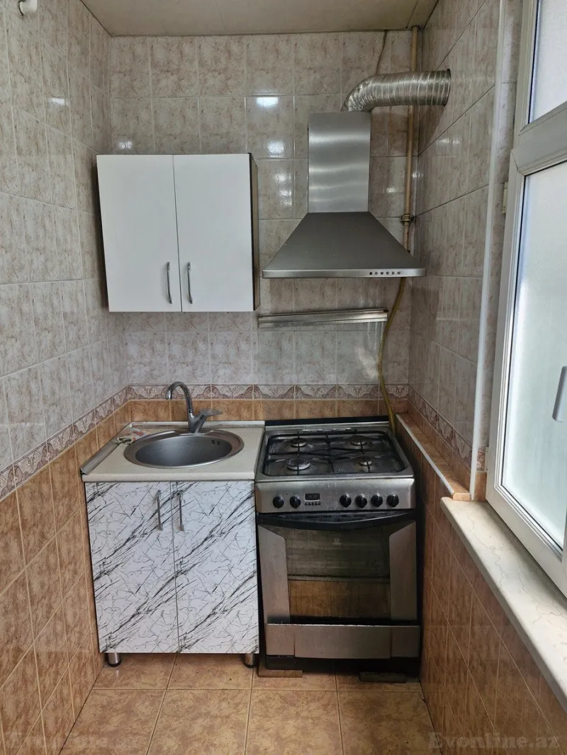 Kirayə verilir 3 otaqlı Mənzil Köhnə tikili 60 m² Qara Qarayev m. - şəkil 11