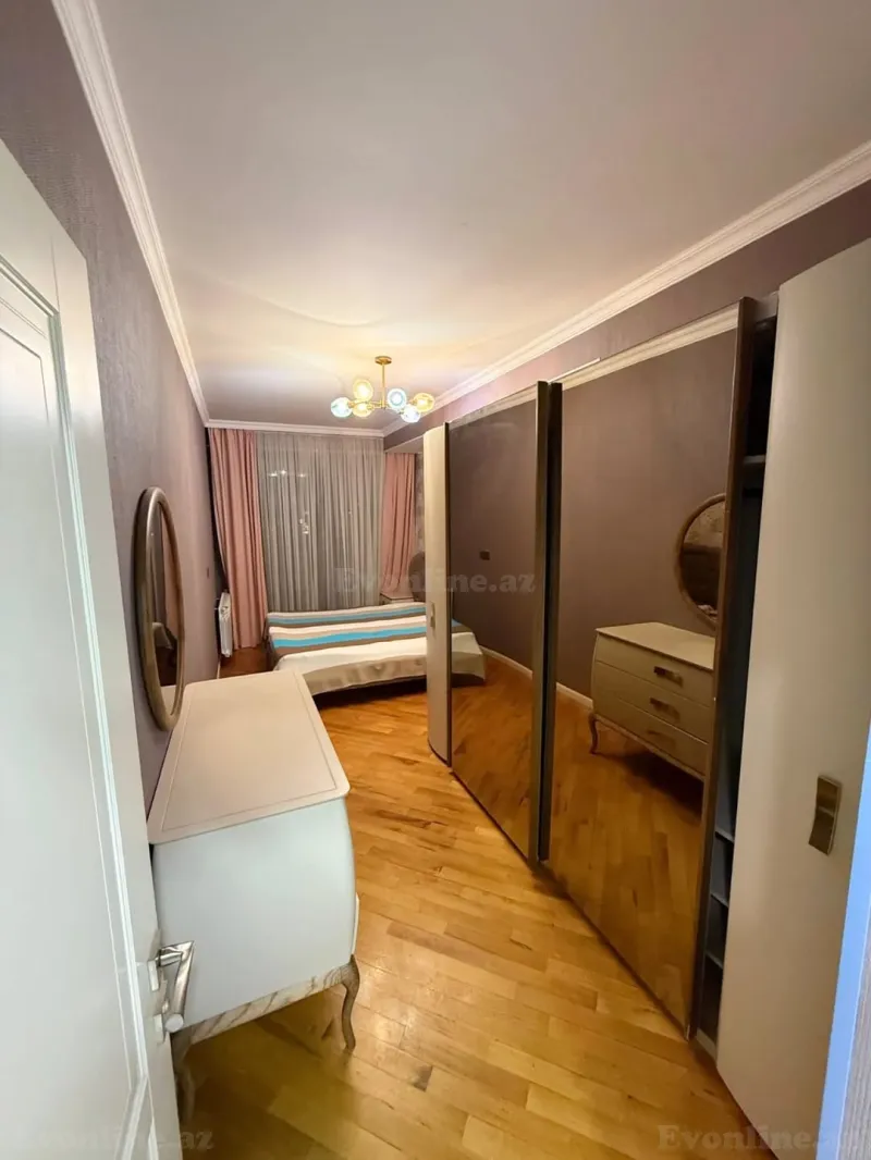Kirayə verilir 2 otaqlı Mənzil Köhnə tikili 80 m² Yasamal - şəkil 2