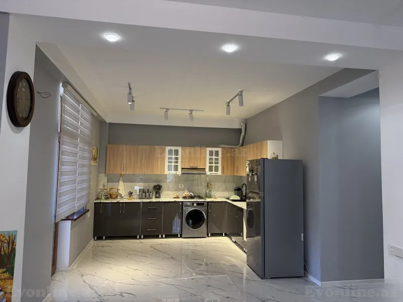 Kirayə verilir 4 otaqlı Həyət evi 200 m² Buzovna