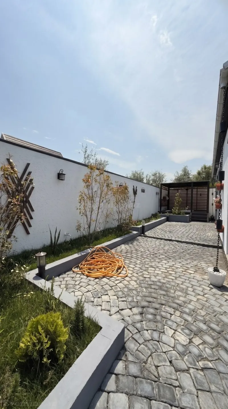 Satılır 3 otaqlı Həyət evi 70 m² Novxanı - şəkil 2