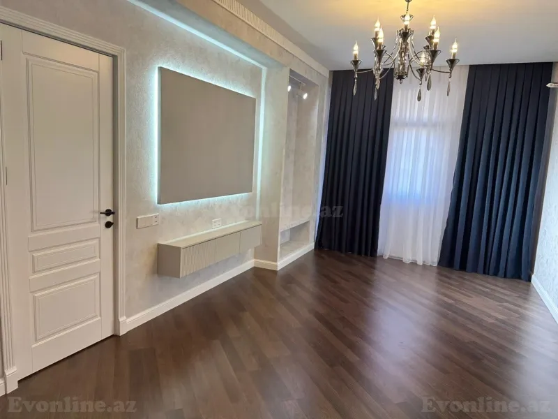 3 otaqlı Mənzil 75 m² 20 Yanvar m. Satılır